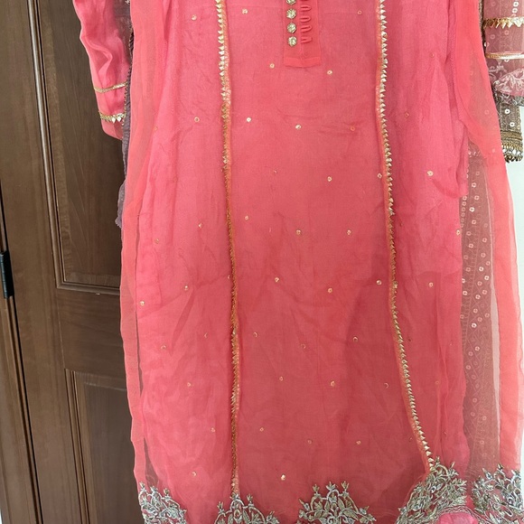 NWT 3 piece organza outfit - Picture 2 of 7